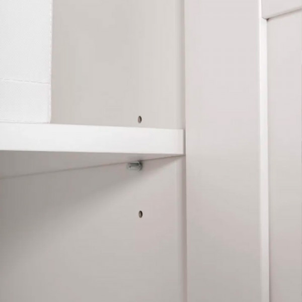 Шкаф 3-х дверный с зеркалом и ящиком "Сириус" белый Шкаф 3-х дверный с зеркалом и ящиком "Сириус" белый