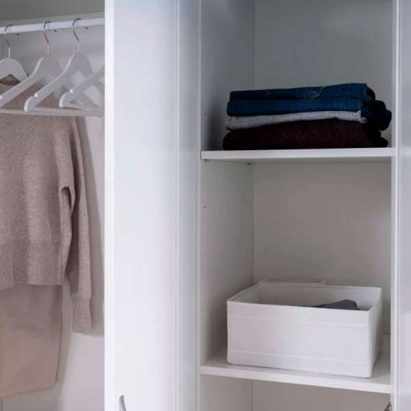 Шкаф 3-х дверный с зеркалом и ящиком "Сириус" белый Шкаф 3-х дверный с зеркалом и ящиком "Сириус" белый